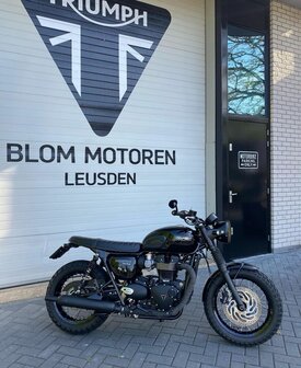 Triumph Customized Bonneville T120 Black