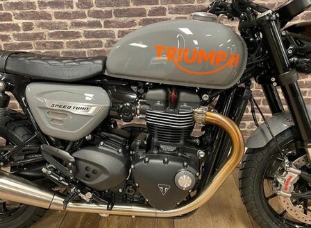 Triumph Customized Nardo Grey Speed Twin 1200